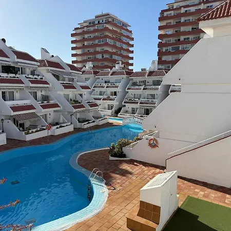 Centrally Located M, Bright And Sunny With Terrace And Pool Views * Playa de las Americas (Tenerife)