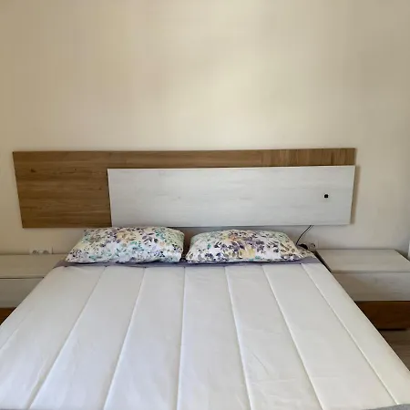 Centrally Located M, Bright And Sunny With Terrace And Pool Views Апартаменты Плая-де-лас-Америкас