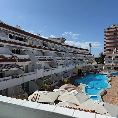 Centrally Located M, Bright And Sunny With Terrace And Pool Views * Плая-де-лас-Америкас